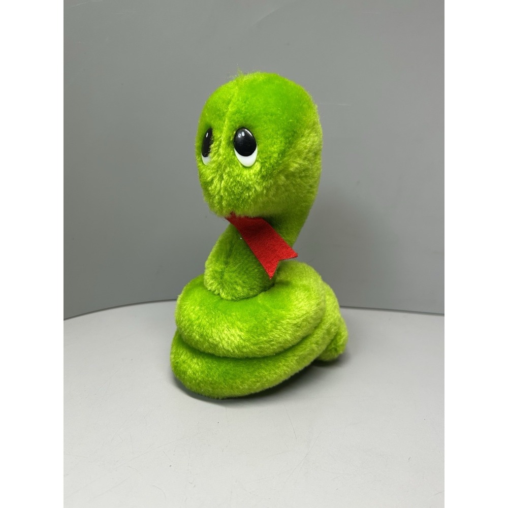 Vintage 1984 DAKIN Fun Farm Slithers Green Plush Snake Looped Coiled Body 80s